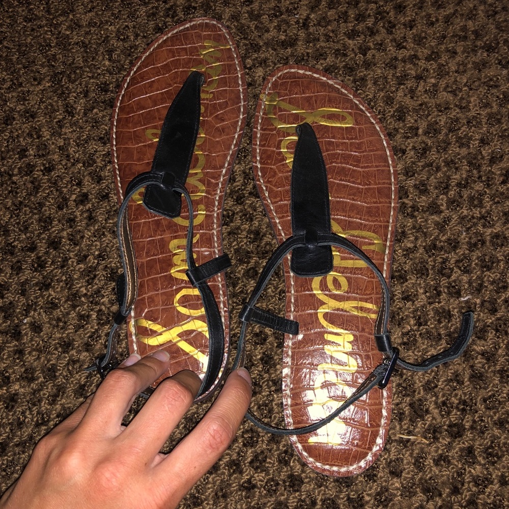 Sam Edelman True Black Leather Gigi Thong Sandal